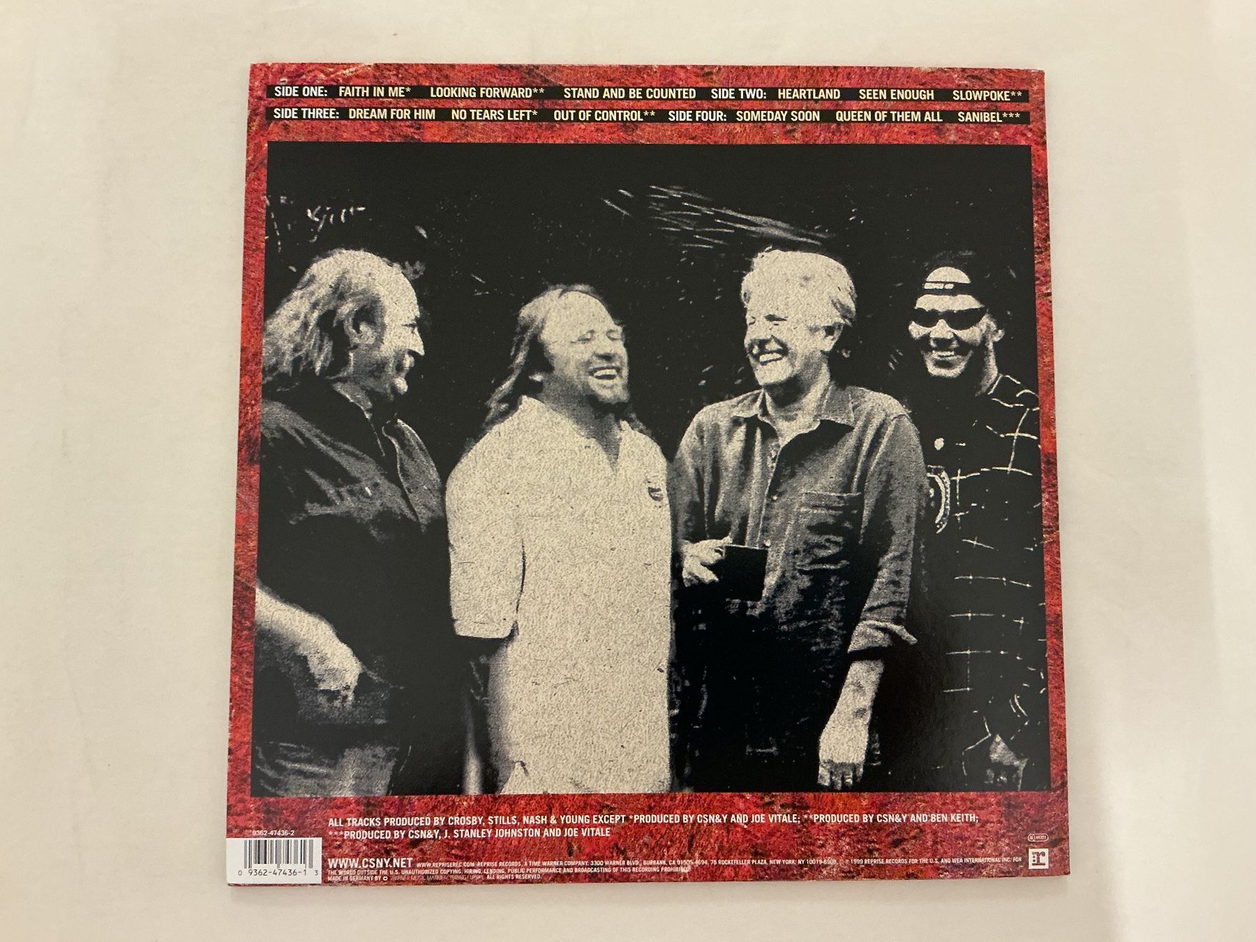 Vinyles: Crosby Stills Nash & Young 2-LP - Looking Forward – D'occasion à Winterthur par Tumko_7_Vinyl 1