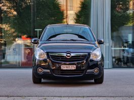 Opel Agila B12