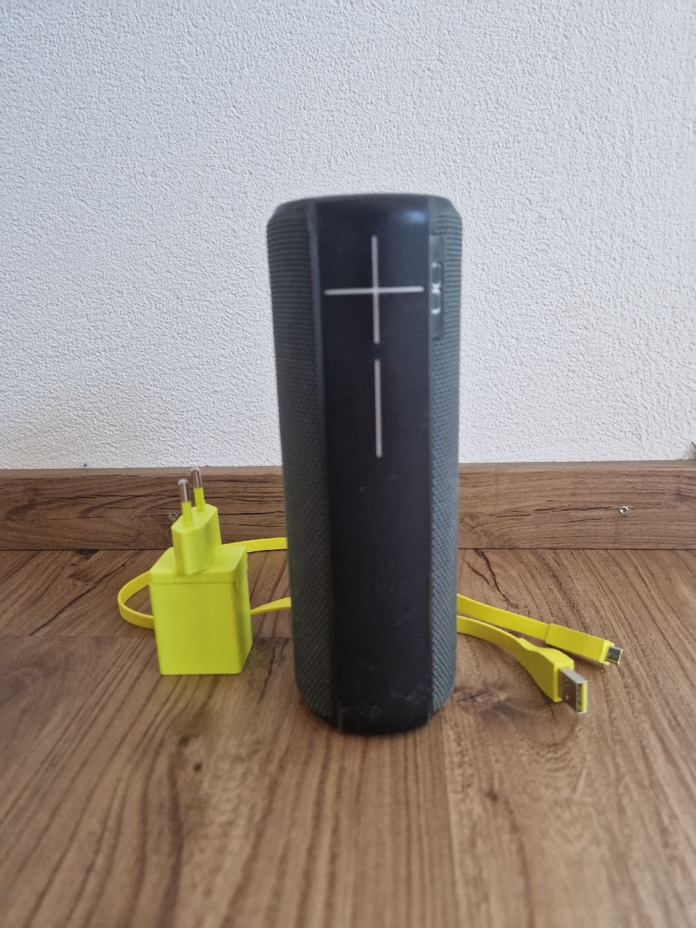 Ultimate Ears Casse acustiche: UE Boom 2 Bluetooth Lautsprecher schwarz mit Ladekabel  – Usato da Benken SG venduto da Muenzhandel1968 1
