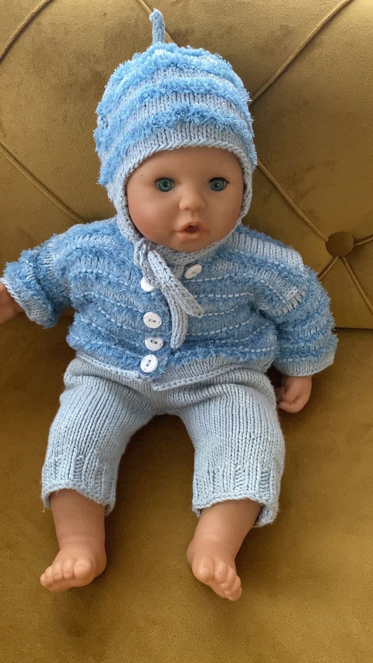 Poupées: gestrickte Puppen Kleider, handarbeit – D'occasion à Dagmersellen par Arcticsnow2017 4
