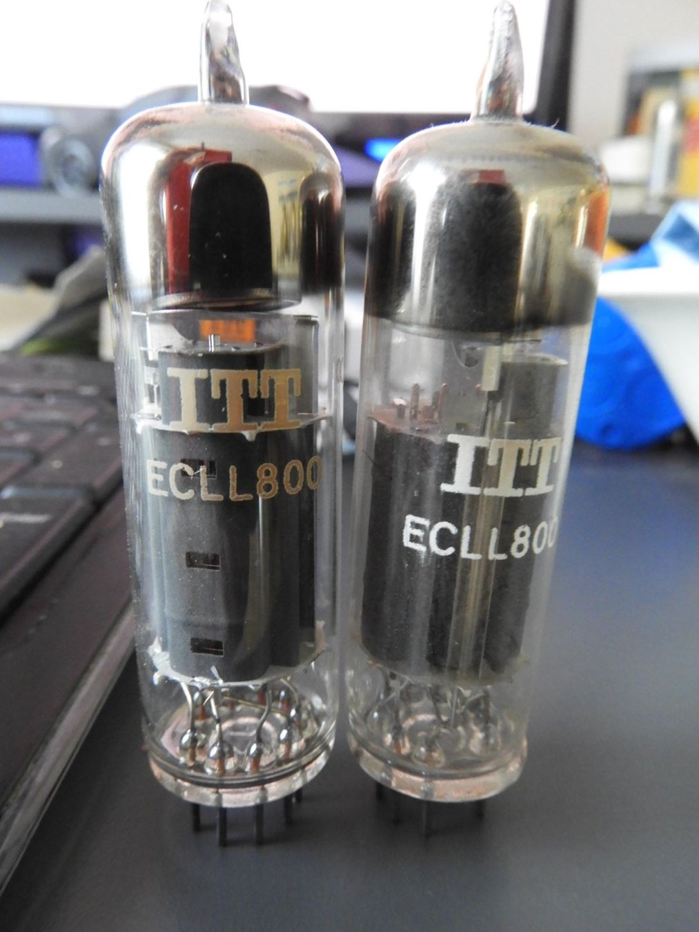 Componenti elettronici: Röhren ECLL800 Stereo Doppelpentoden mit Vorstufe Triode – Nuovo (secondo la descrizione) da Grosswangen venduto da Bitubo 1