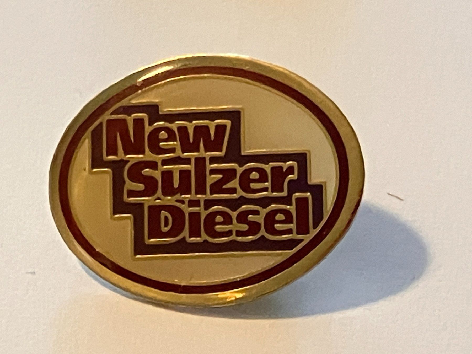 Placchette & Badge: 1 Pin New Sulzer Diesel – Usato da Basel venduto da djwwpp