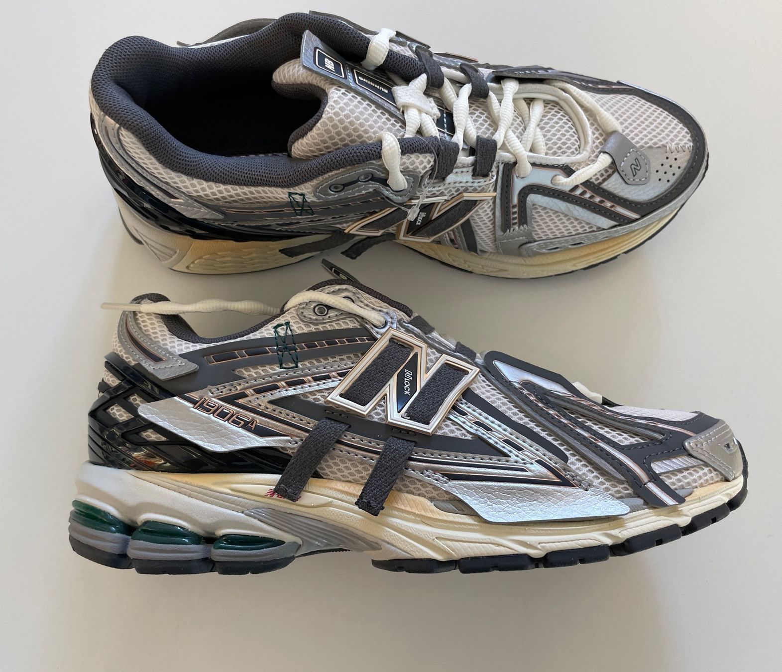 New Balance Herrenschuhe: New Balance / NEU / Gr. 39.5 – Neu (gemäss Beschreibung) aus Silvaplana von Lotzis 2