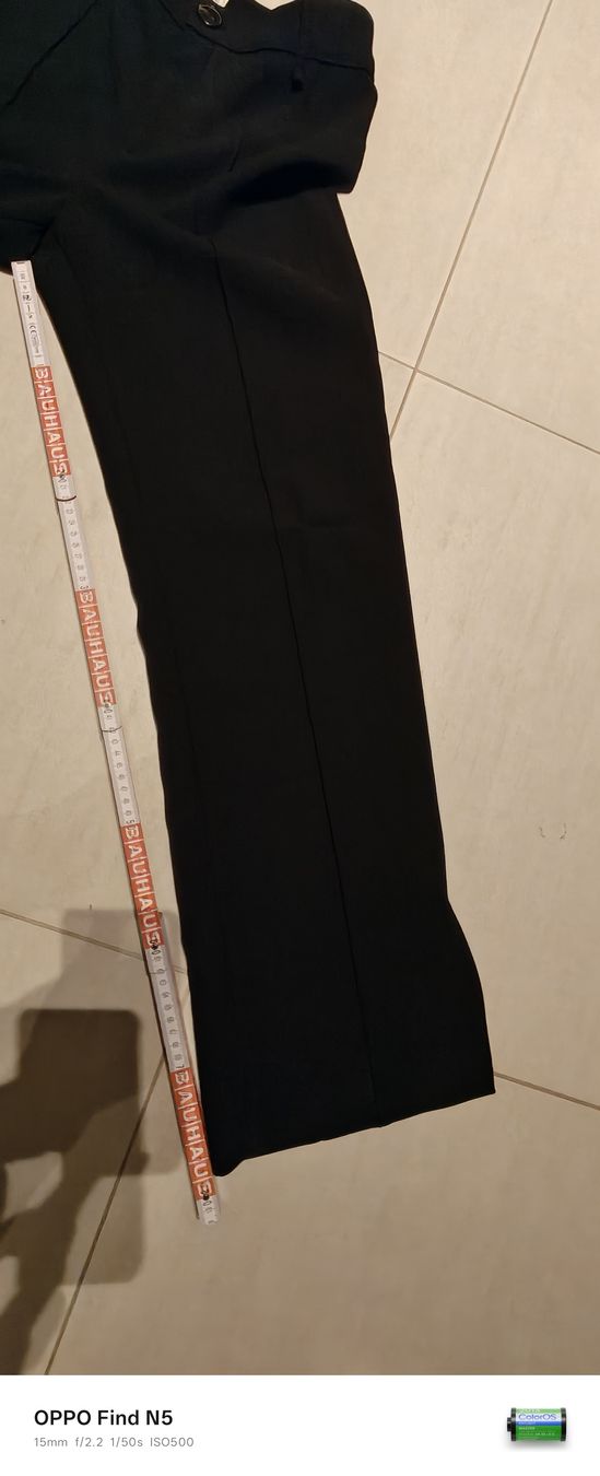 Pantaloni: Damen Hose  ( 40)   – Usato da stallikon venduto da Dalacoke 2