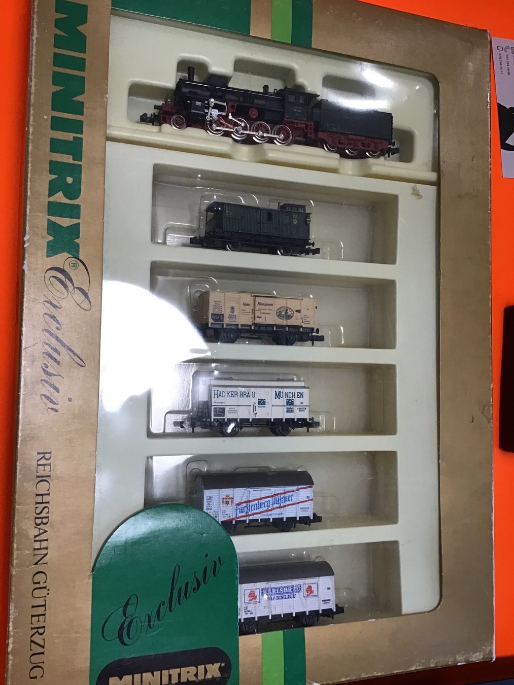 Trix Modelleisenbahnen: Dampflokomotive und Gueterwagen Set MINITRIX N – Gebraucht aus Männedorf von Modelle-aller-Art 4