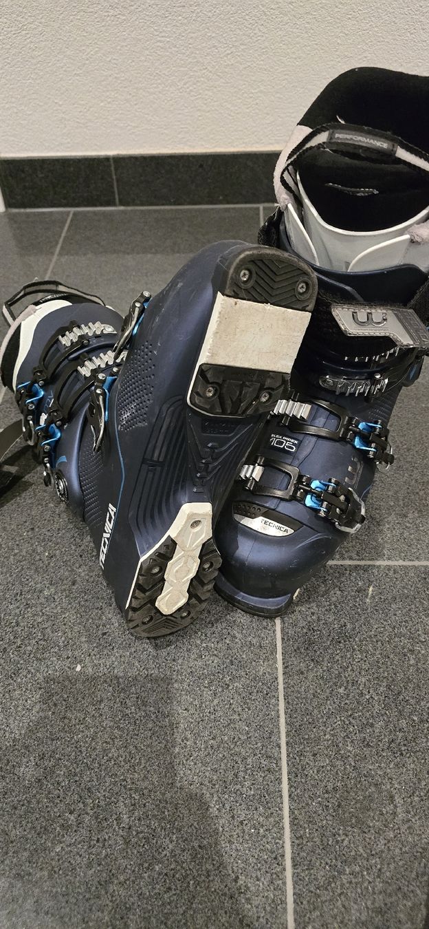 Tecnica Damenschuhe: Skischuhe  – Gebraucht aus Ueberstorf von andrea898 2