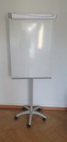 Flipchart / Whiteboard auf Rollen – dringend abzugeben