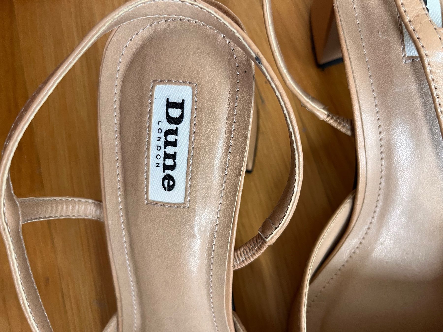 Dune London Damenschuhe: Dune London pumps Mid-Heel Version – Gebraucht aus Glattpark(Opfikon) von pau_w672 1