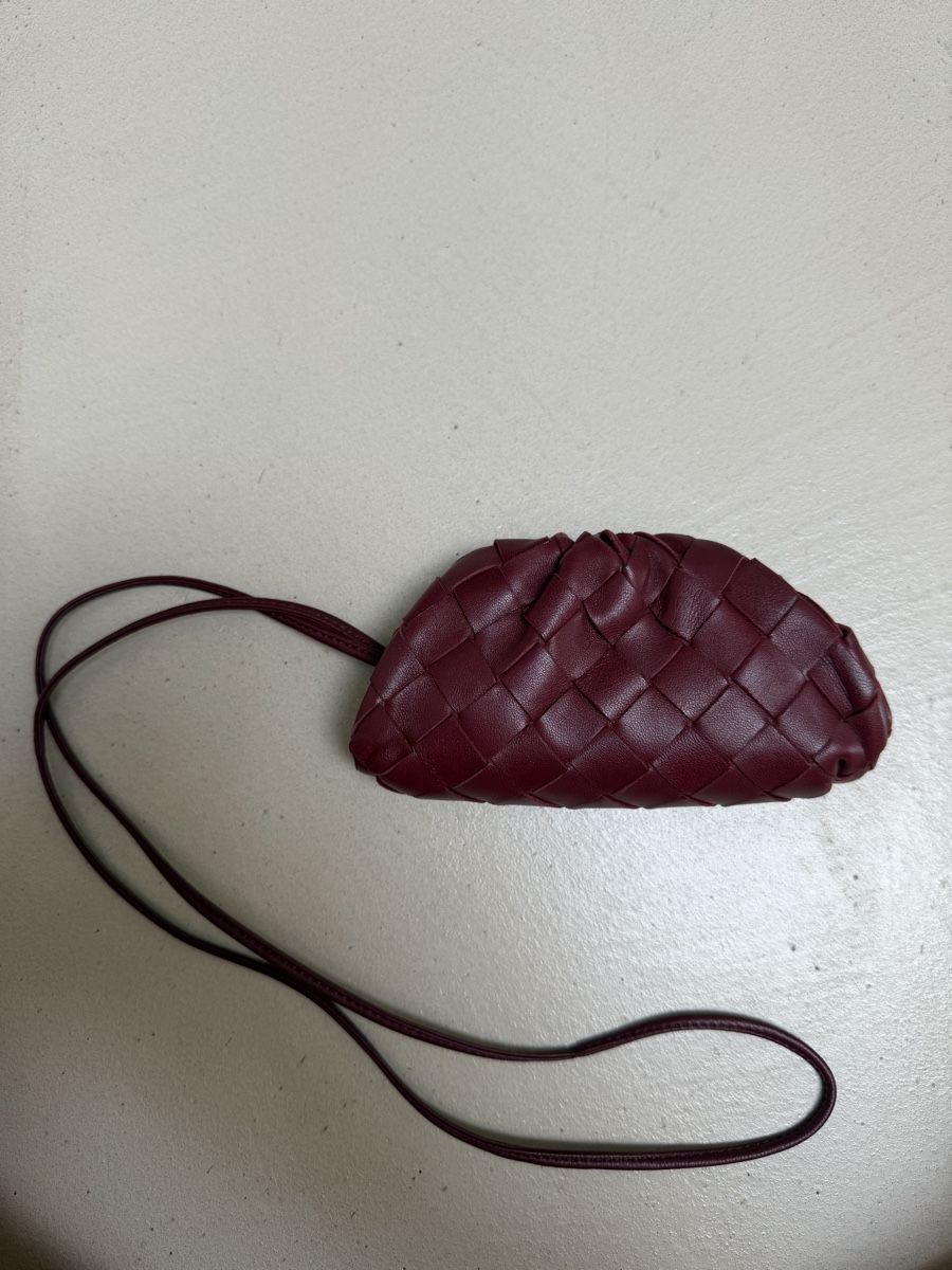 Sacs femmes: BOTTEGA VENETA Beutel – D'occasion à Uetikon am See par mga_lqy6 1
