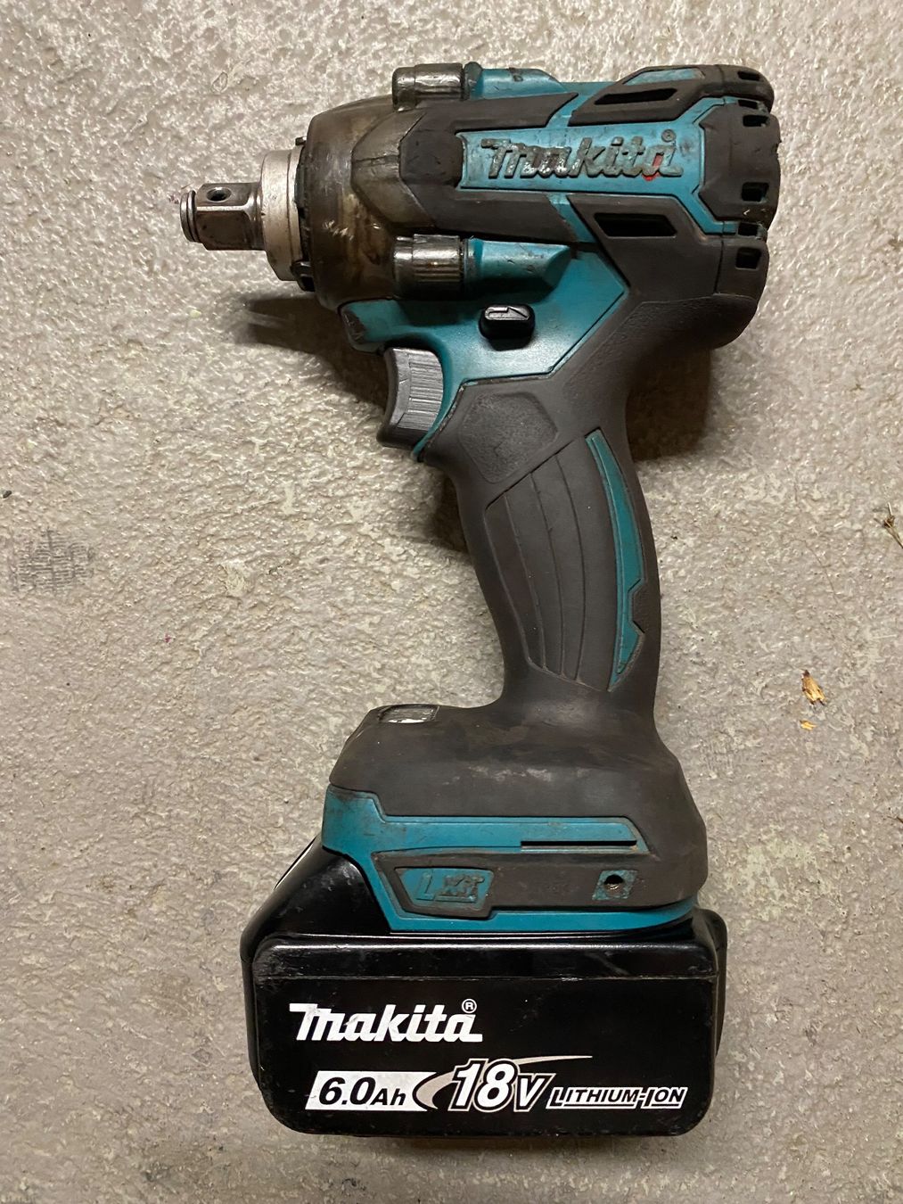 Makita Tous les outils: Makita Akku-Schlagschrauber DTW285 – D'occasion à Oberriet SG par shanis