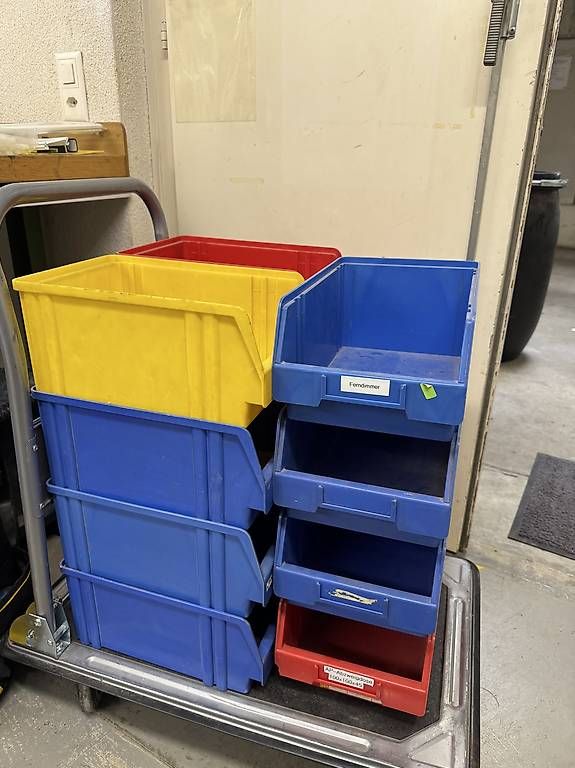 malm kommode klein IKEA selbst streichen. So geht's individualisierung