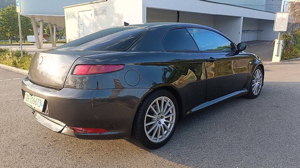 Alfa Romeo Automobili: Alfa Romeo GT 3.2 V6 Busso – Usato da Buchs ZH venduto da ser_2265 3