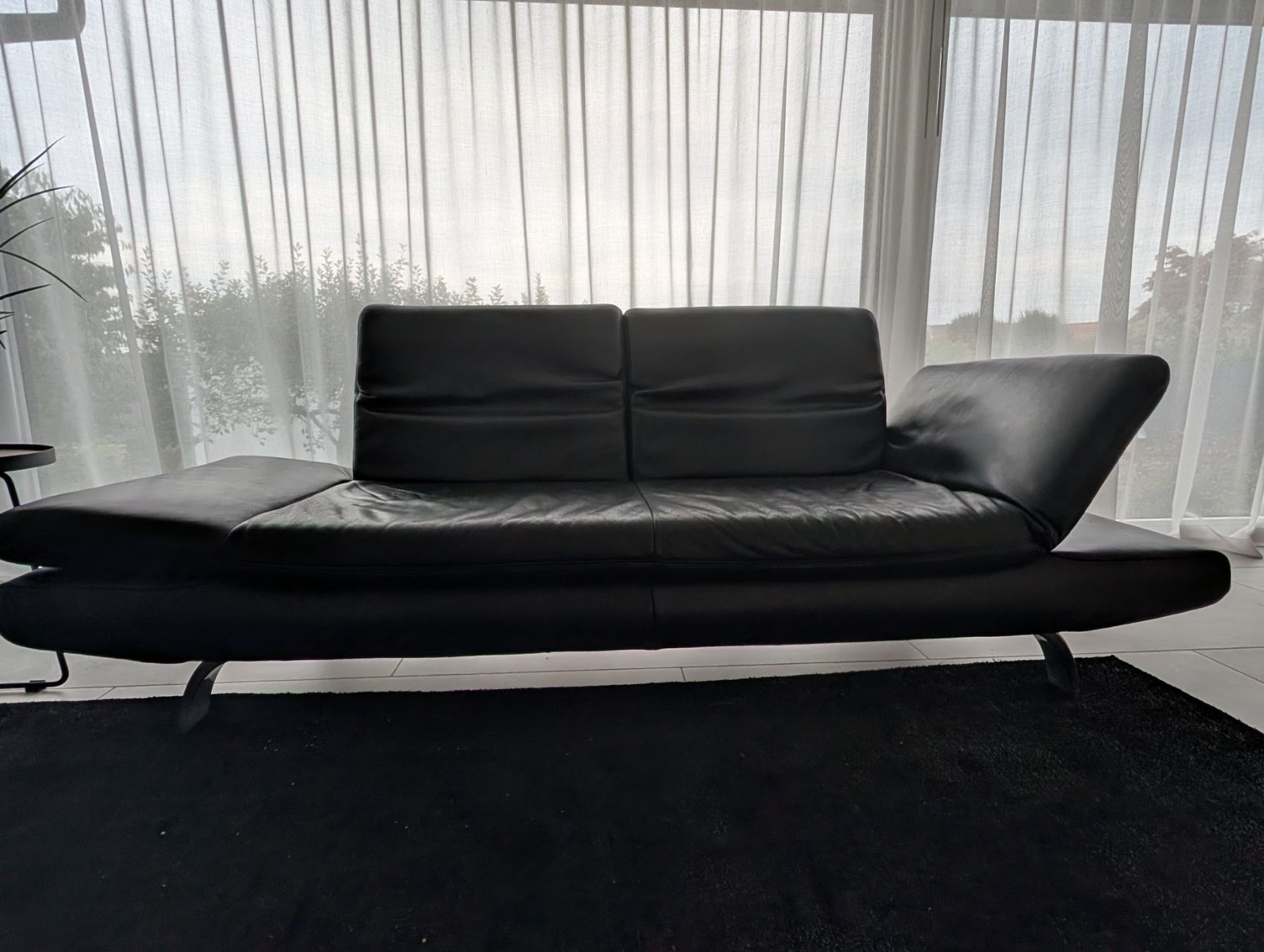 Divani: Ledersofa und Hocker – Usato da Lohn-Ammannsegg venduto da mip_s7zh