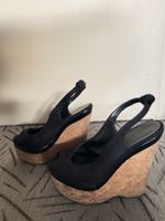 Black Wedge