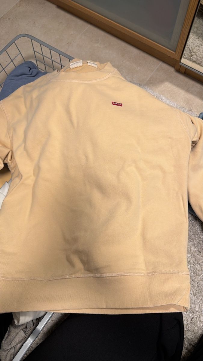 Levi's Pullover & Sweatshirts: Levis pullover – Neu (gemäss Beschreibung) aus Dottikon von RomanVer 1