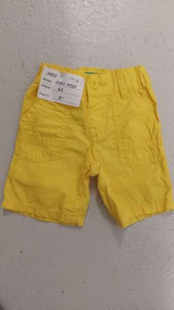 Kurze Hose Gr. 62