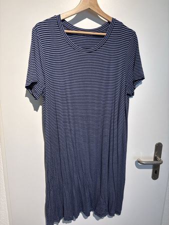 Sommerliches Streifenkleid, Grösse L, schwarz-blau