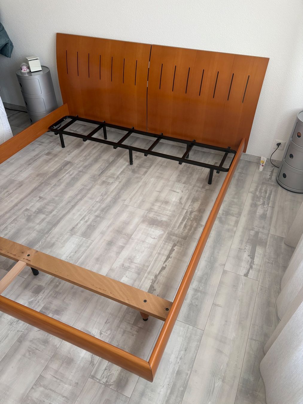 Letti: 1 Bettgestell  Ligne Roset 180x200cm – Usato da Deitingen venduto da 0mom 1