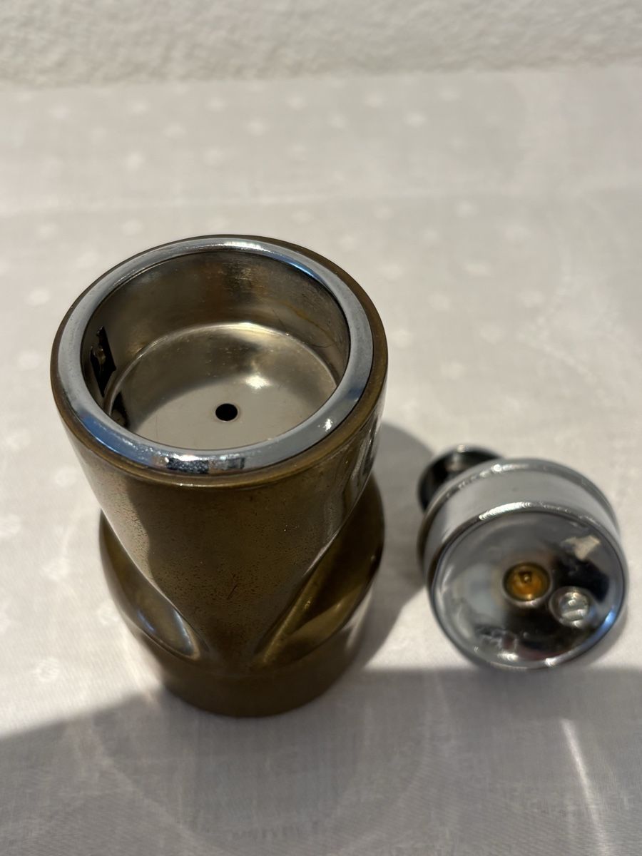 Briquets: Feuerzeug – D'occasion à Schönenberg ZH par Roxana8820 2