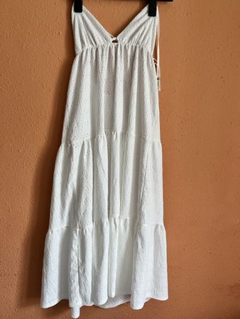 Robe blanche d'été, légère et aérienne – Taille M