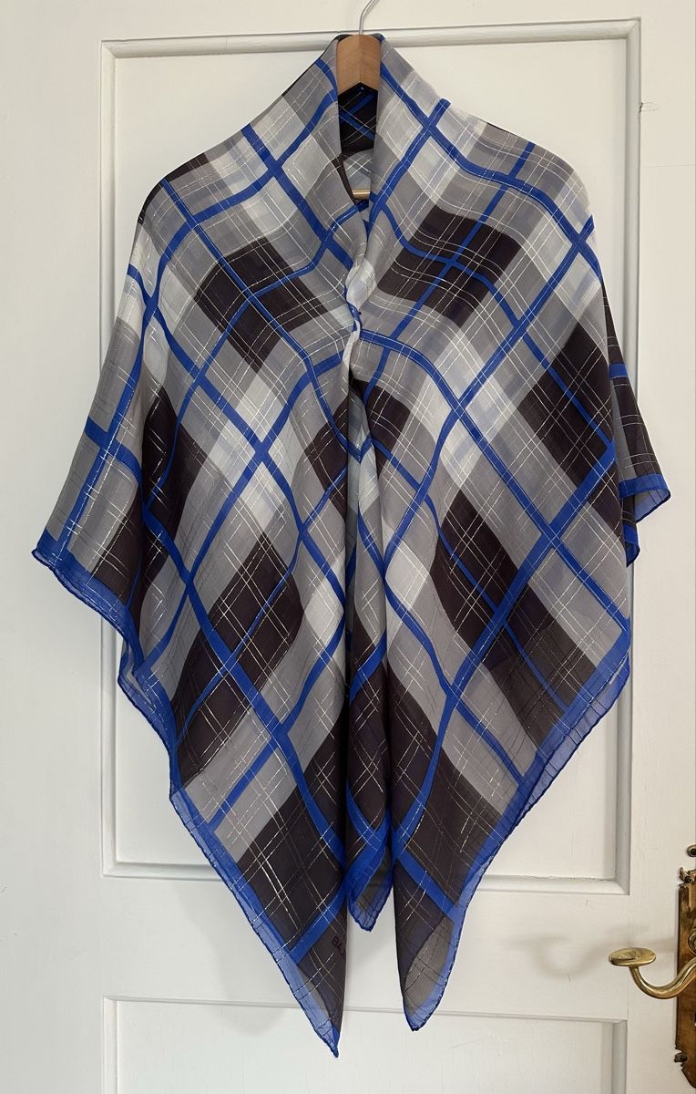 Balenciaga Foulard & Sciarpe: Balenciaga Seidenschal – Nuovo (secondo la descrizione) da Zollikon venduto da _M65_