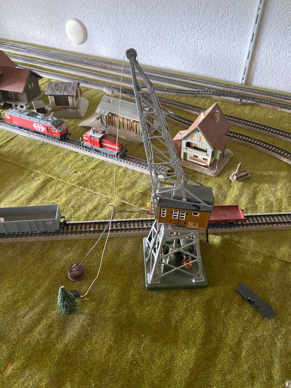 Märklin Modellini di ferrovie: Märklin Modelleisenbahn-Anlage, – Usato da Horriwil venduto da hmi_27t5 2