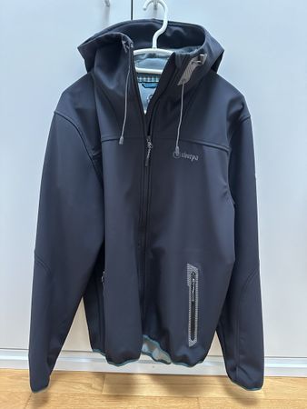 SHERPA Outdoorjacke - einmal getragen 