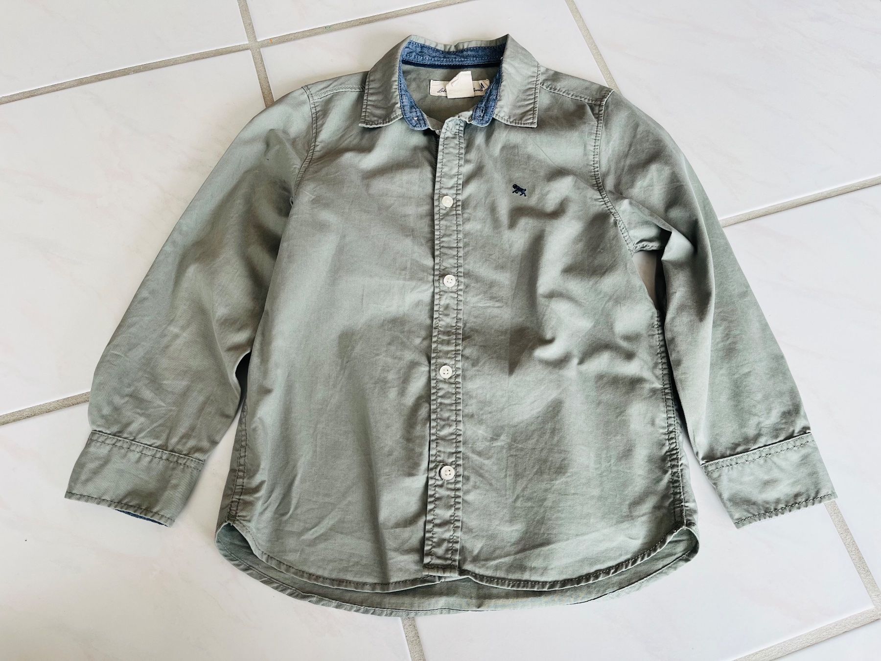 H&M Camicie, T-shirt & Polo: Hemd langarm Grösse 122 – Usato da Konolfingen venduto da takkie