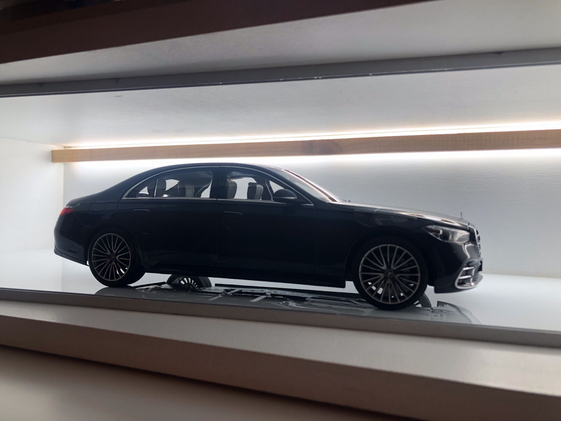 Mercedes-Benz Modellautos: Mercedes S-Klasse 1:18 – Neu und originalverpackt aus Tuggen von Chrig_SZ 1