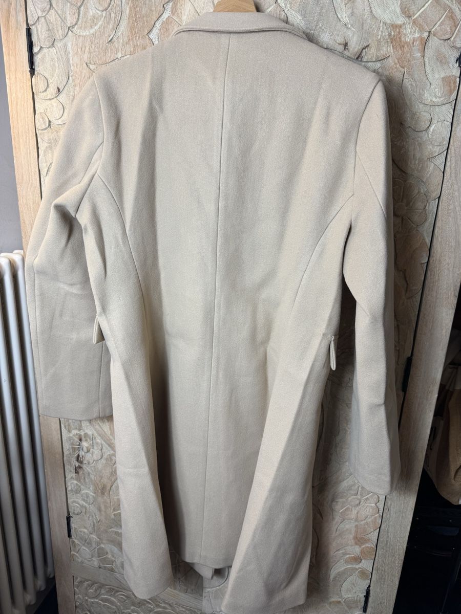 Cappotti: Eleganter Mantel, beige, langer Mantel – Nuovo e nell'imballaggio originale da Wettingen venduto da JasminL92-3 3