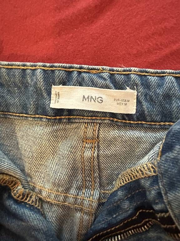 Gonne: Jeansrock Mango  Grösse M  CHF 10. – Usato da Baar venduto da EK03 1