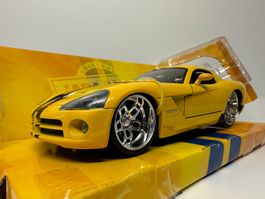 Dodge Viper SRT10 1:24, gelb, NEU inkl. OVP, JADA TOYS