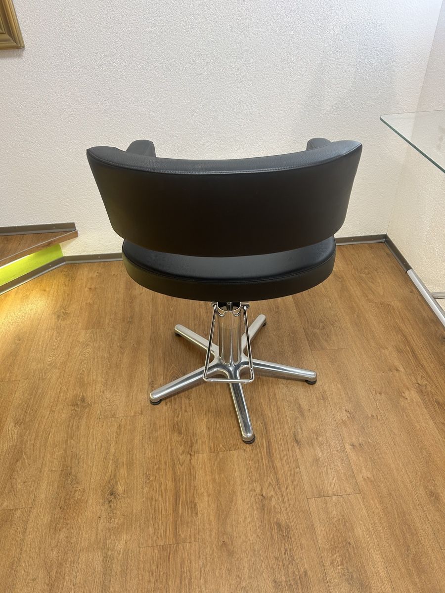 Chaises: 5 Coiffeurstühle – D'occasion à Matzendorf par Fla5 1