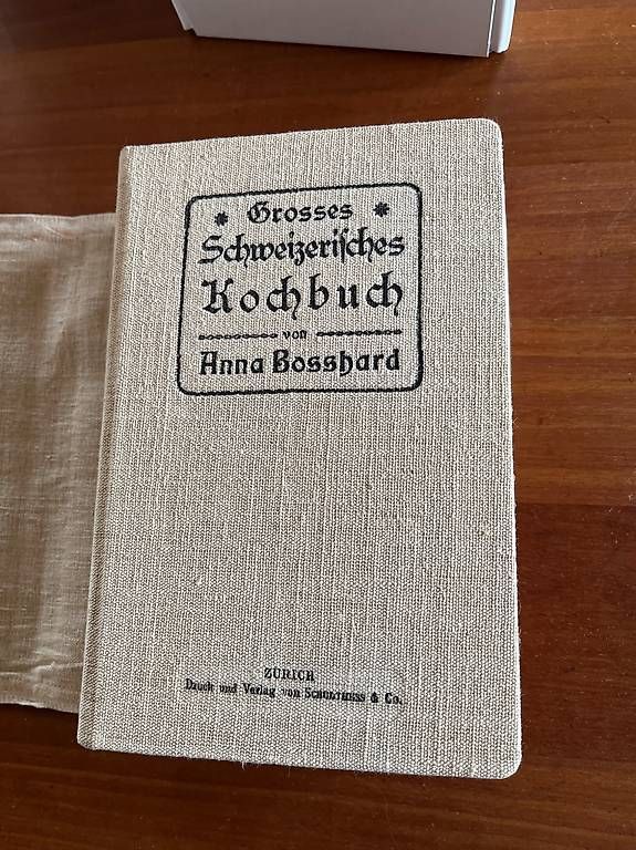 Libri: Schweizer Kochbuch von 1923 – Usato da Lyss venduto da olivoil48