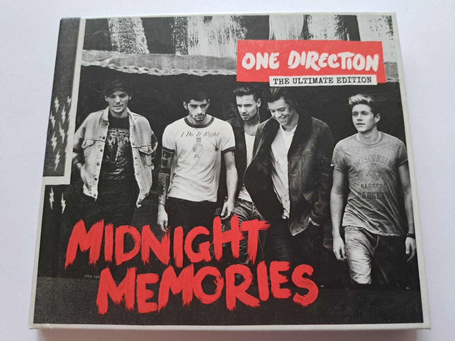 CD: Cd One Direction - Midnight Memories - The ultimate edition – Usato da Pully venduto da bro_n52j
