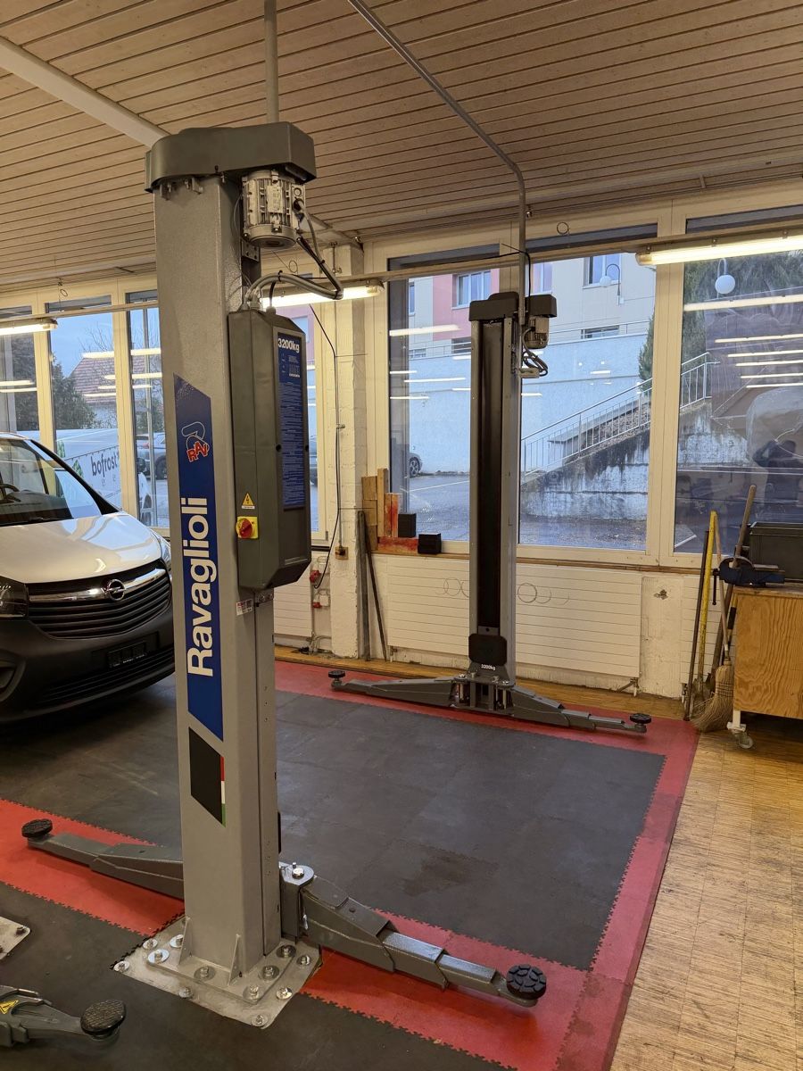 Rotary Hebebühne & Wagenheber: Ravaglioli Nagelneu 3200Kg Hebebühne – Neu (gemäss Beschreibung) aus Heiden von Rosenberg-Garage9410 2