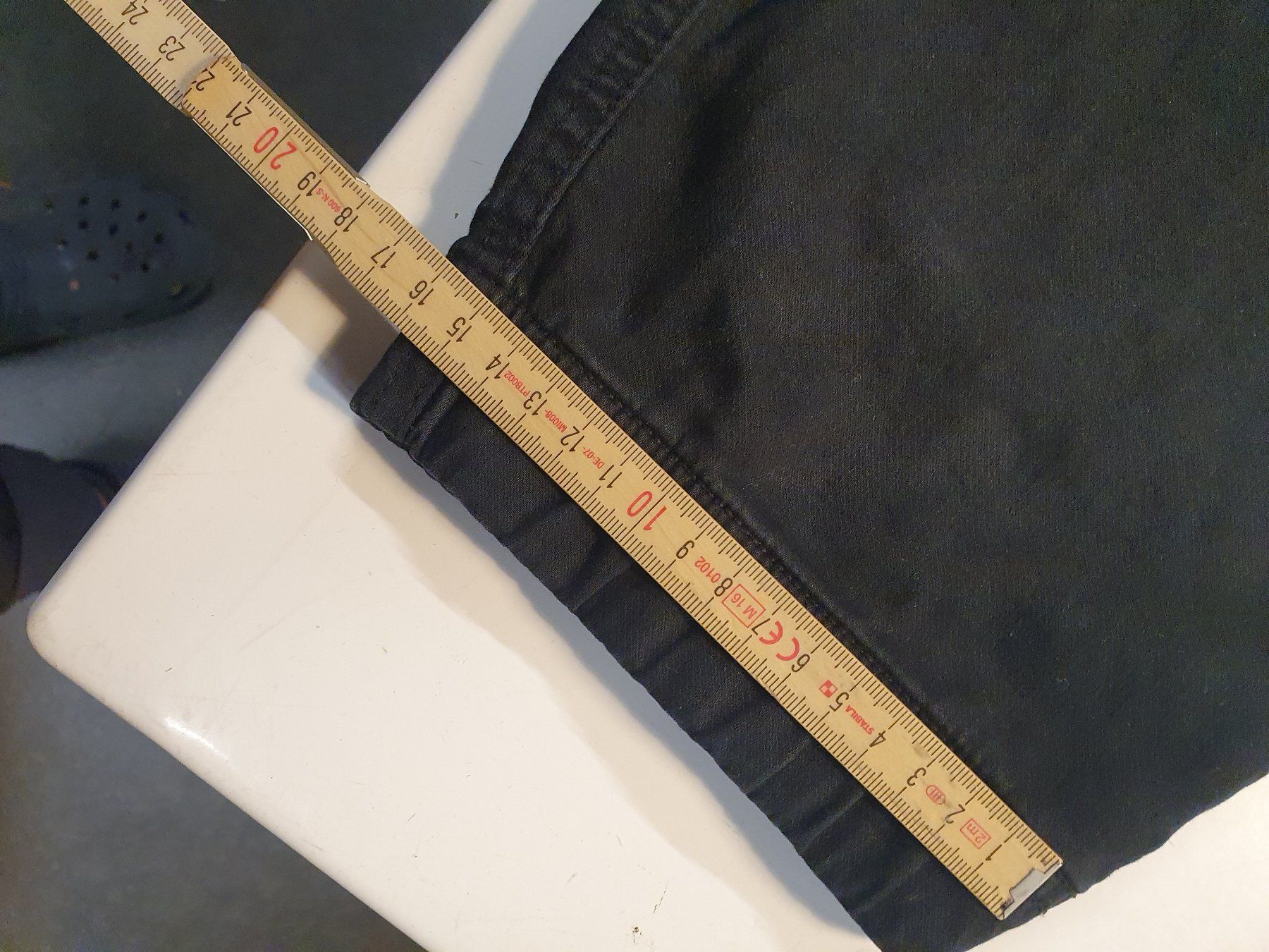 C&A Pantalons: C & A Arbeitshose schwarz grösse XL – D'occasion à Zürich par loosebone 2