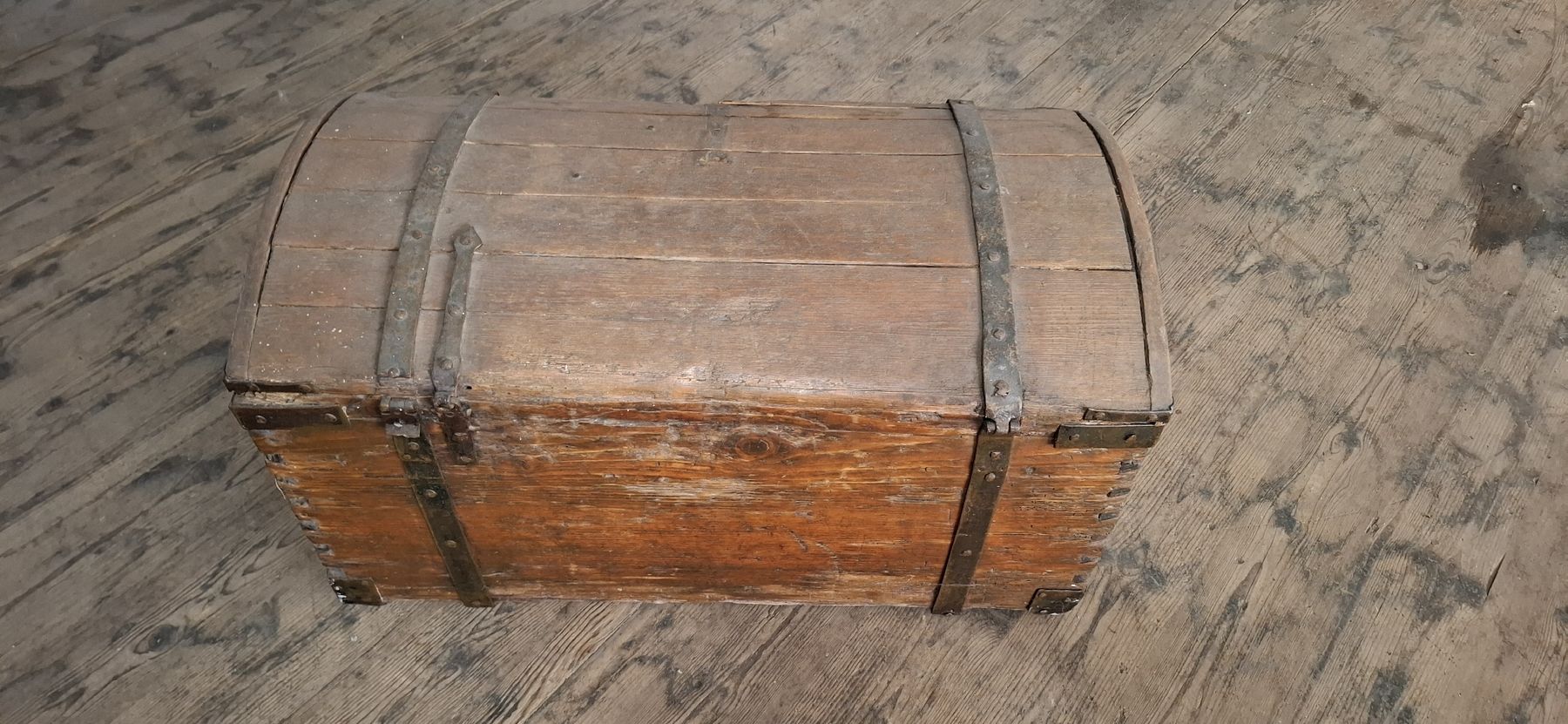 Truhen: alte Truhe aus Holz – Gebraucht aus Oberkirch LU von SteffiSidler81