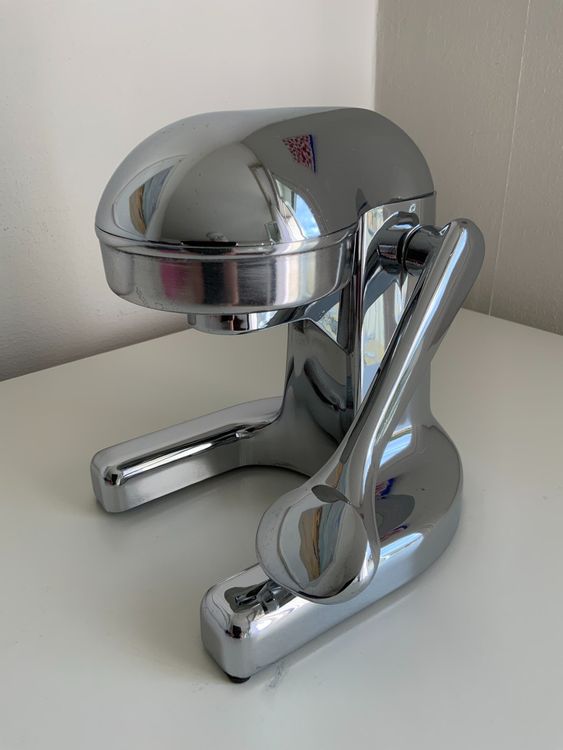 Manuelle Orangenpresse Aus Edelstahl - Mit 2 Saftköpfen & Messbecher