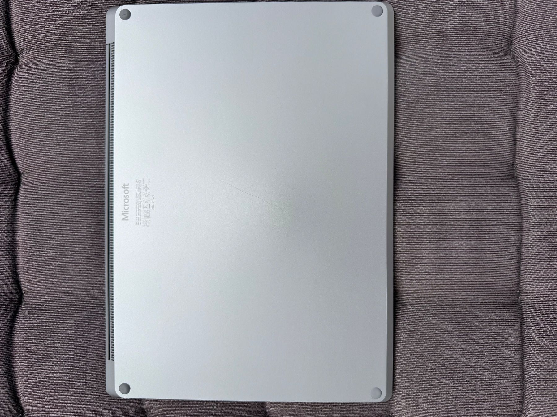 Microsoft Notebook: Microsoft Surface Laptop i7 – Usato da Holzhäusern ZG venduto da Promaf 1