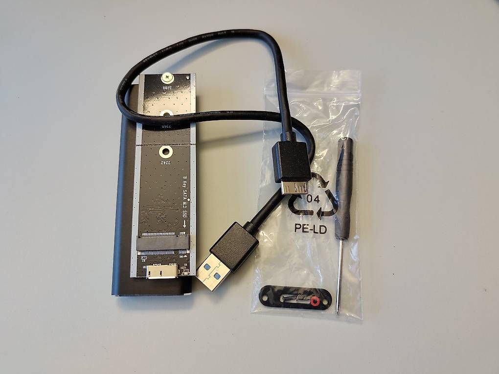 Unità & Adattatore: ICY BOX Set  M.2-SATA & SATA-Gehäuse Adapter – Usato da Rebstein venduto da fabio.litscher 1