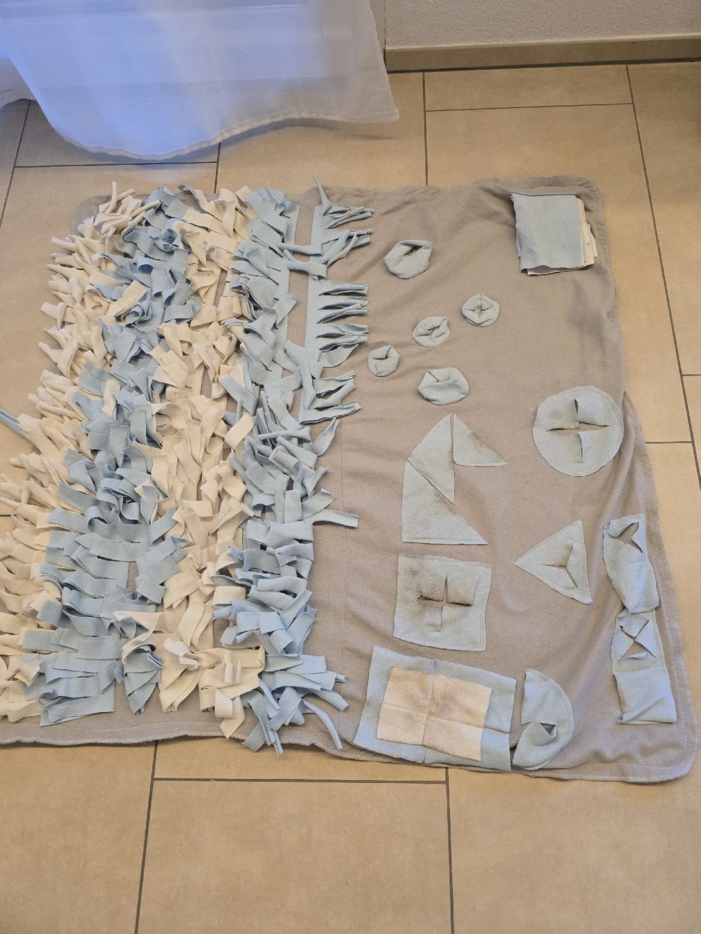 Giocattoli: Grosser Schnüffelteppich – Usato da Rickenbach b. Wil venduto da Kth_v8