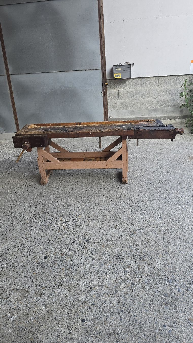 Banchi da lavoro: Antiker Werkstatttisch/Hobelbank – Usato da Oberaach venduto da Wicktrade 2