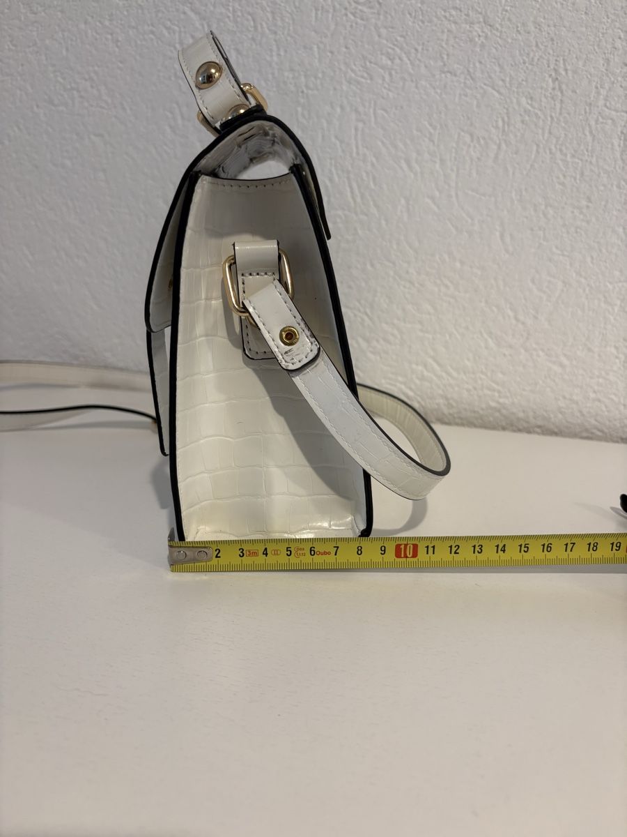Taschen für Damen: Tasche weiss – Gebraucht aus Bülach von kittygismo 2