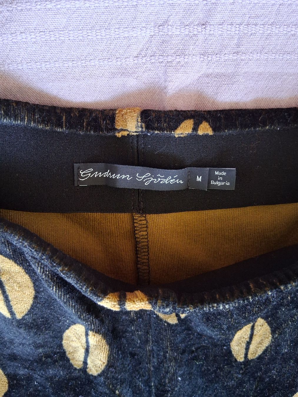 Gudrun Sjöden Pantaloni: Gudrun Sjödén Samthose M – Usato da Bern venduto da mijfu 1