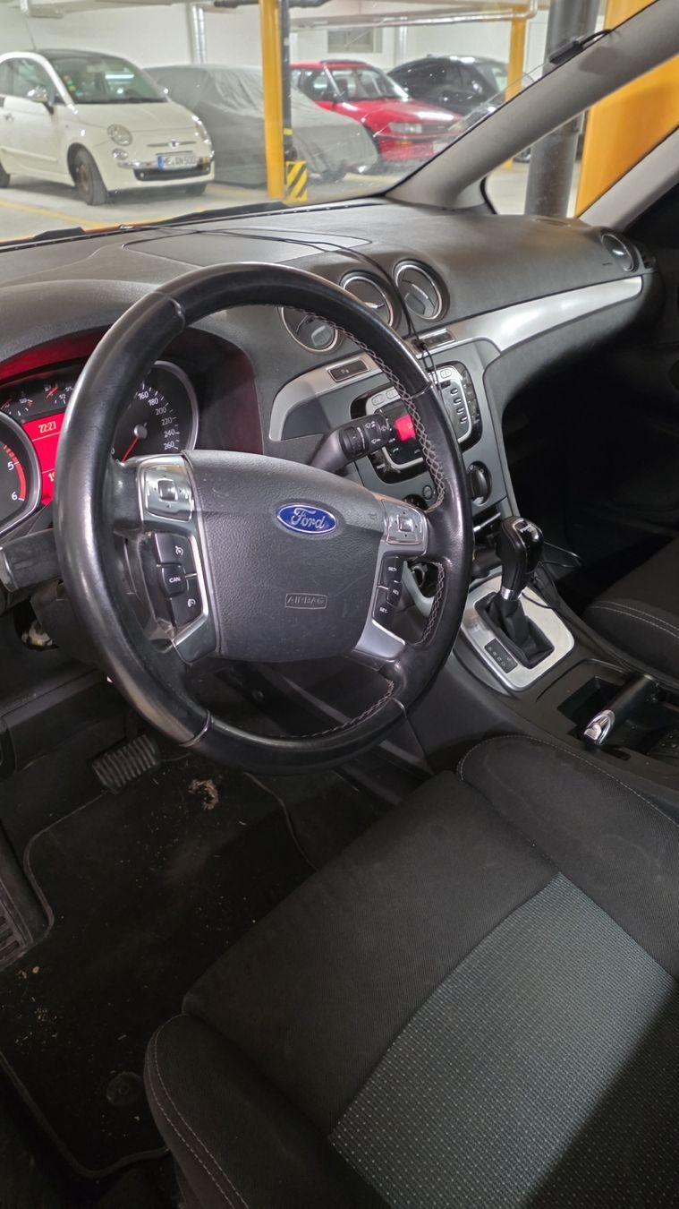 Ford Automobili: Ford smax  – Usato da Zürich venduto da Neco23 2