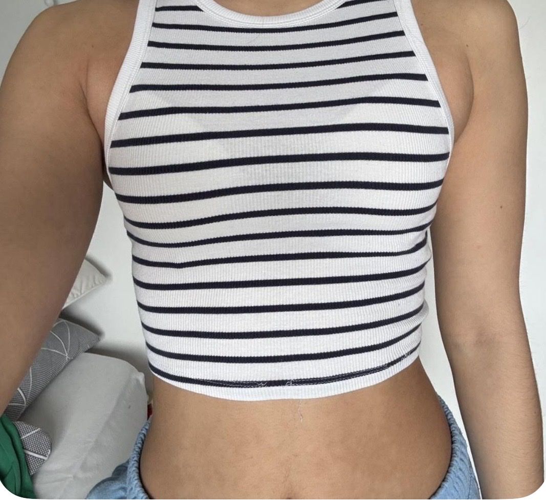 Zara Tops: tank top à rayures  – Gebraucht aus Ardon von loanneroch