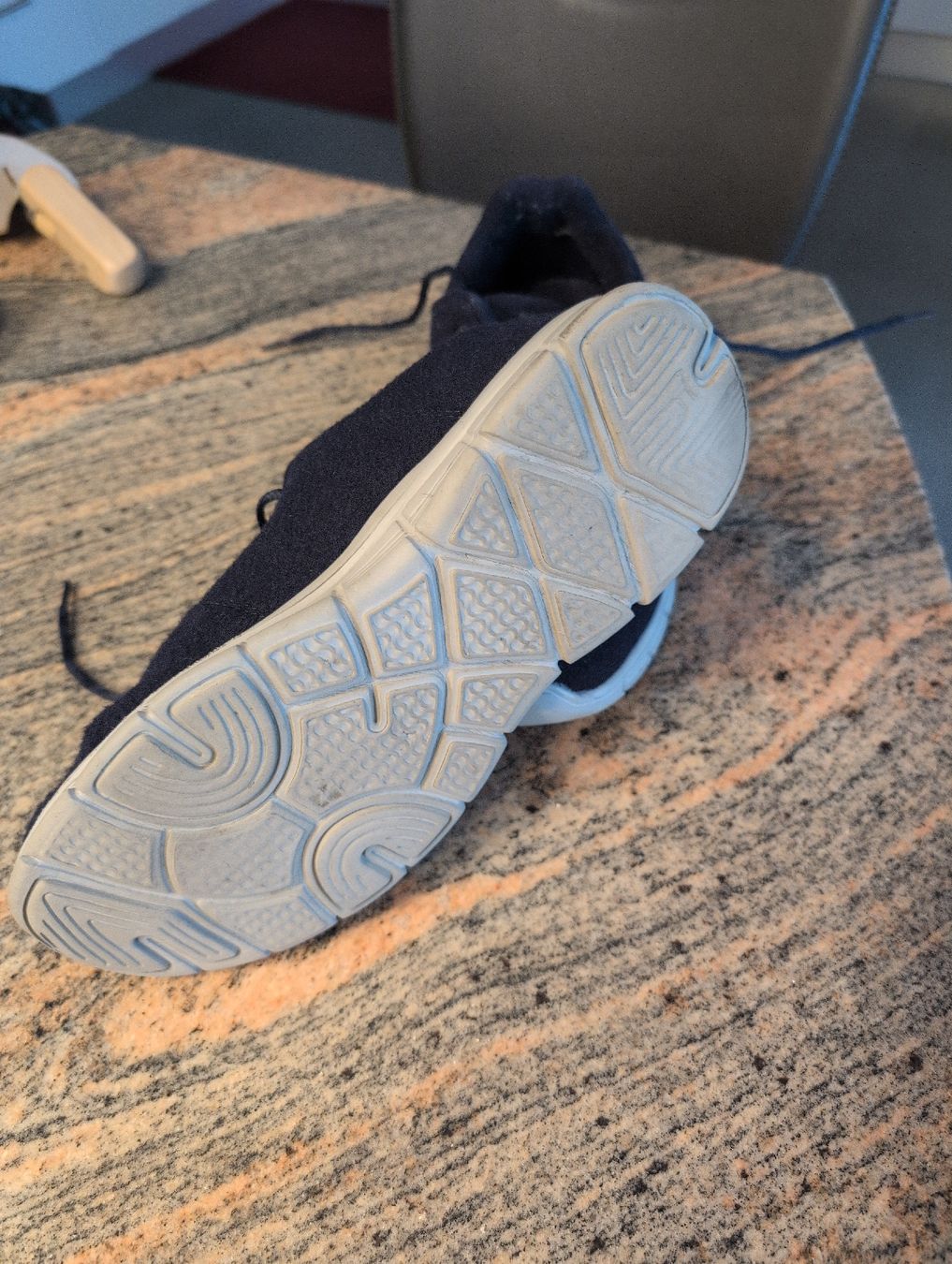 Scarpe da donna: Sneacker, Dunkelblau, Grösse 41 – Usato da Amlikon-Bissegg venduto da oberfeld3 1