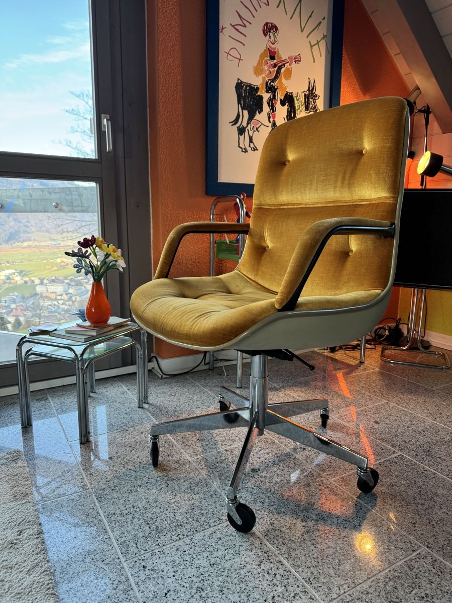 Steelcase Sedie: Steelcase Bürostuhl Nr 3 – Usato da Stans venduto da Bridges_Vintage