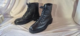Jimmy Choo Damen Stiefeletten Schwarz gr. 39 wenig getragen